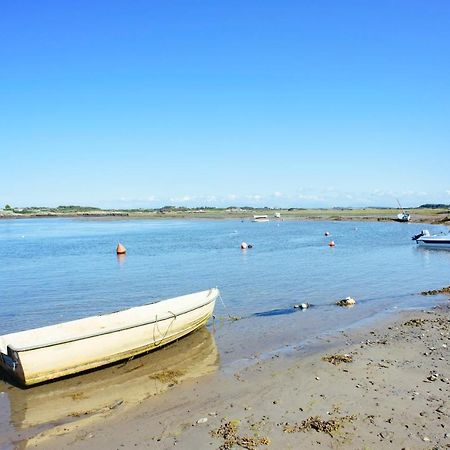 Caban Cariad Holyhead Luaran gambar