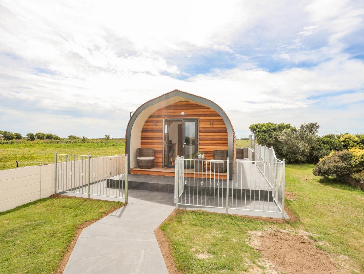 Caban Cariad Holyhead Luaran gambar
